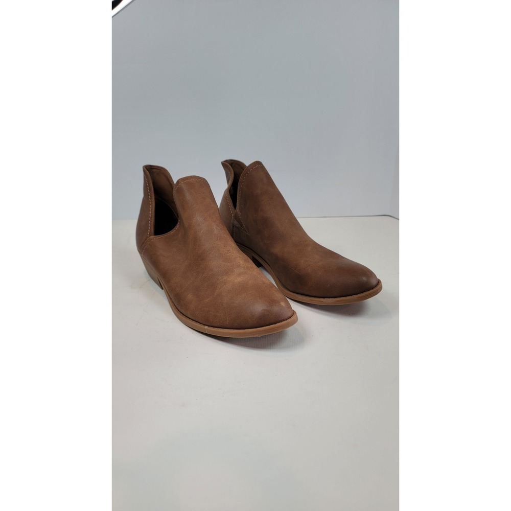 Universal Thread Ankle Boots Womens 10 Faux Leather Slip On Low Heel Casual
